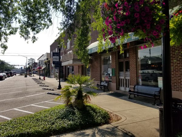 Historic Downtown Foley Walking Tour pic